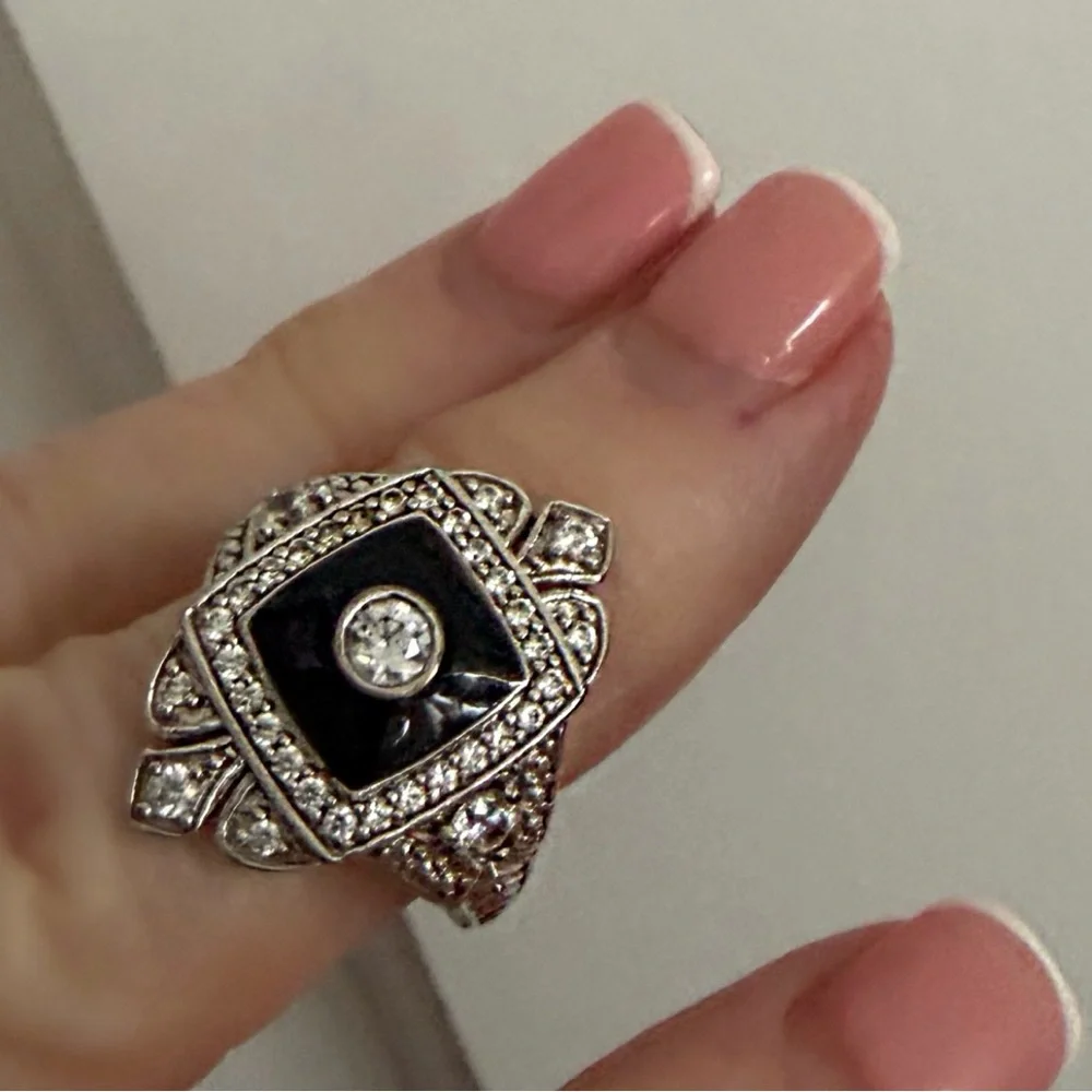 Modern Matching Set! - Picture 3 of 5